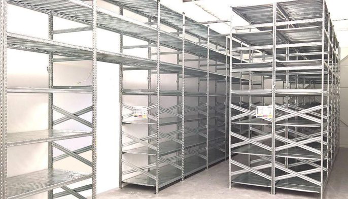 Montierte Fachbodenregalanlage – Referenz Montageservice