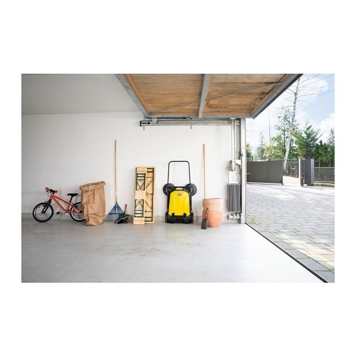KÄRCHER S 4 Twin Kehrmaschine
