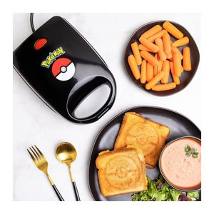 Uncanny - Pokemon Sandwich Maker Pokeball