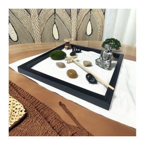 Mad Monkey - Zen Garten