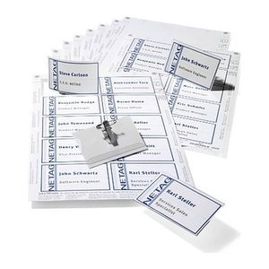 DURABLE Namensschilder mit Kombiklemme 9,0 x 5,4 cm, 20 St.