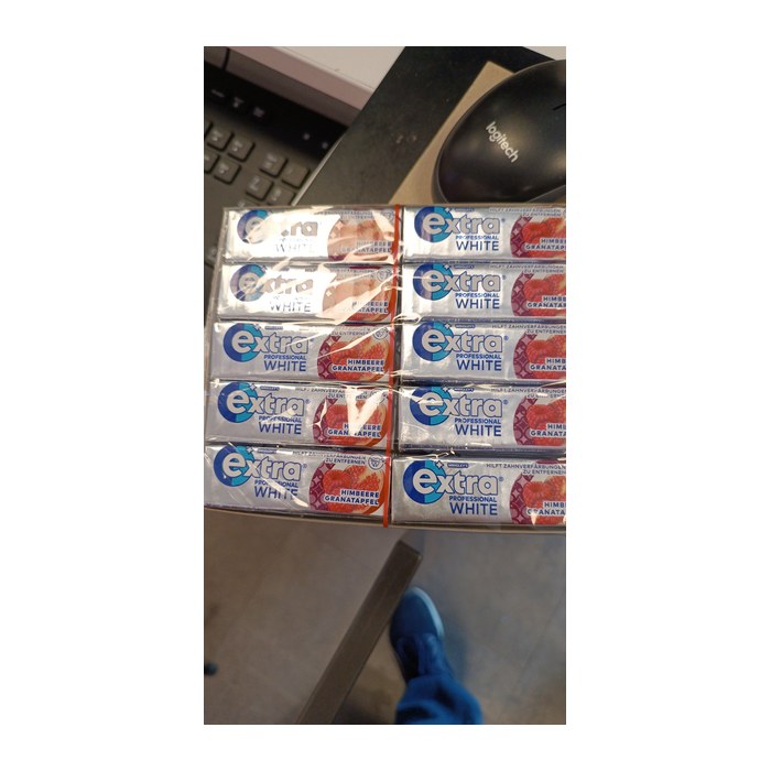 extra® PROFESSIONAL WHITE HIMBEERE GRANATAPFEL Kaugummis 30x 10 Dragees, 30 St.