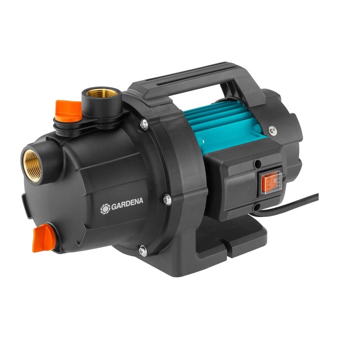 GARDENA Gartenpumpe 3000/4 600 Watt