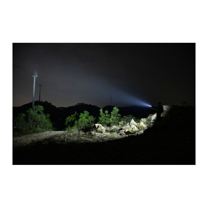 OLIGHT Taschenlampe Baton 4